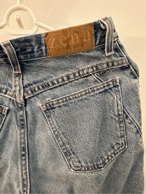 Vintage High Waisted Zena Mom Jeans